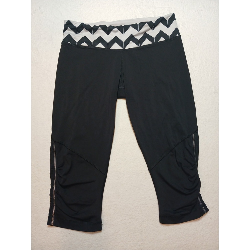 Lululemon Run For Your Life Crop Size 10 Leggings Chevron Black Yoga Running